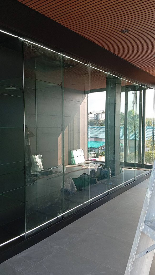 ตู้โชว์